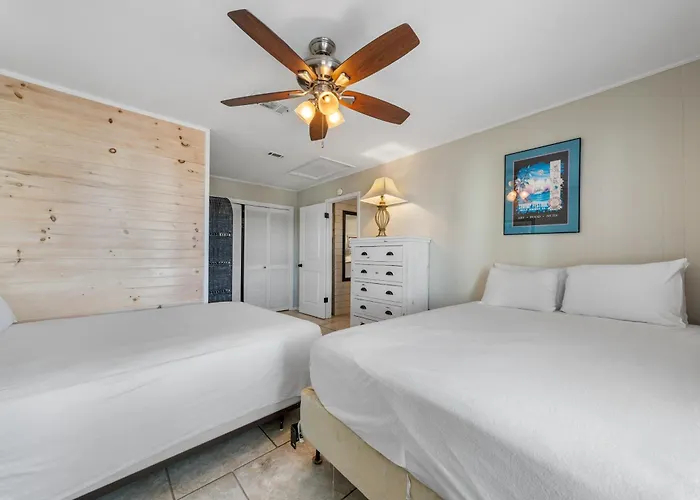 Holiday home Surfs Up