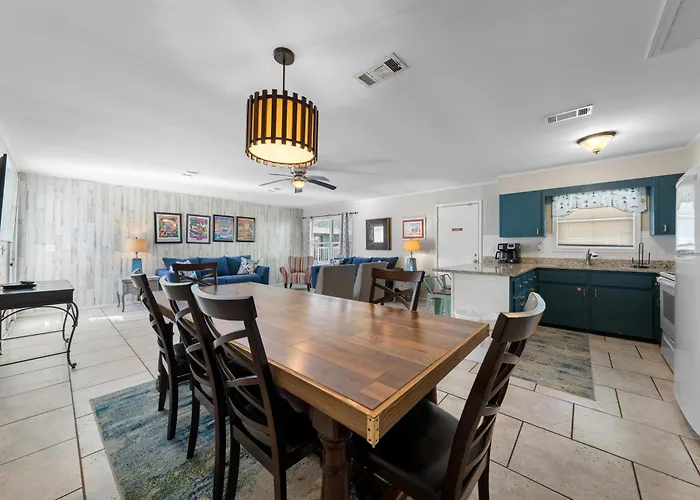 Holiday home Surfs Up Gulf Shores